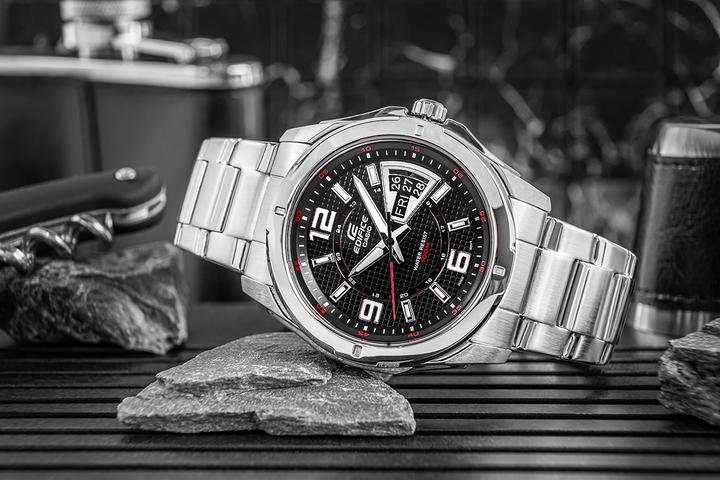 Produktbild Edifice Classic (Analoguhr, 49 mm)