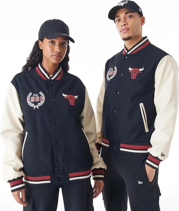 Produktbild New Era jacke chicago bus nba inj varsity (L)