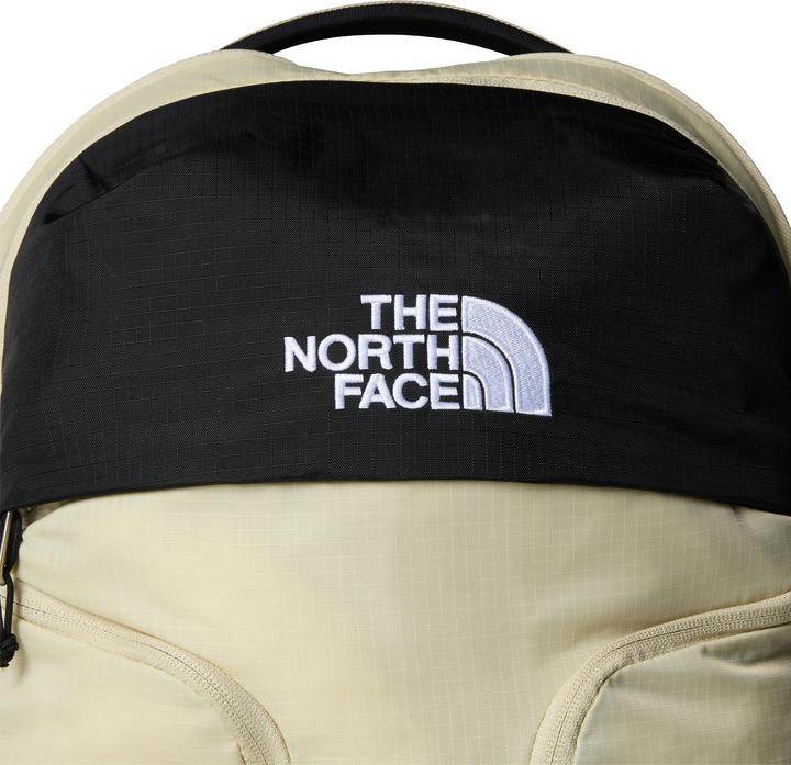Actual product image North Face Surge (28 l)