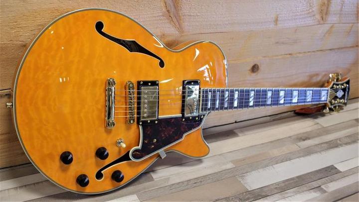 Produktbild D'angelico Guitars D & aposangelico Excel SS XT Stopbar Vintage Natural Quilt Semi-acestic Gitarre (Daessxtqvnatgs) (Halbakustik Gitarre, Ahorn, Rosenholz, Laminiertes Holz)