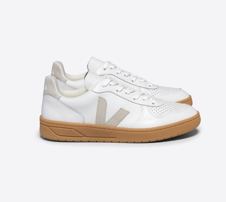 Actual product image Veja V-10 (40)