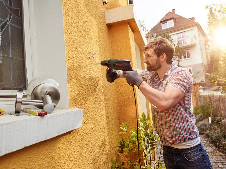 Produktbild Bosch Home & Garden UniversalImpact 800 (Netzbetrieb)
