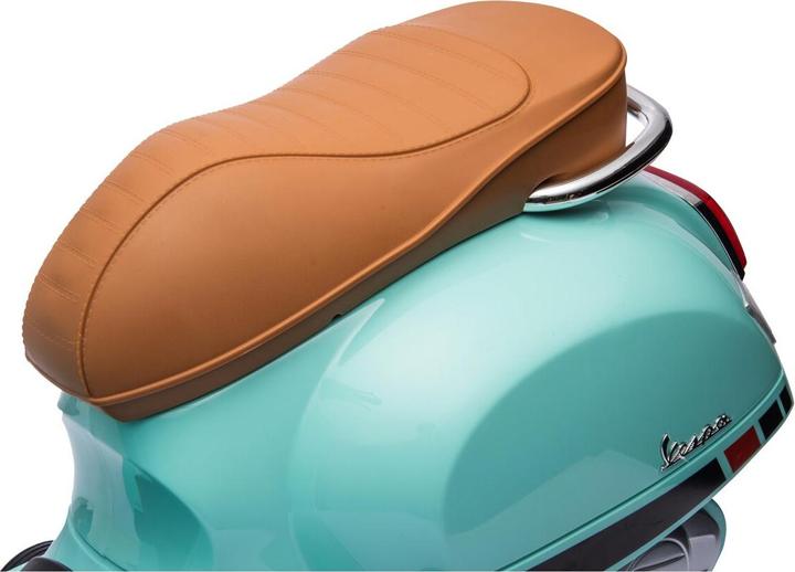 Actual product image Jamara Ride-on Vespa GTS 125 mint green 12V (12 V)