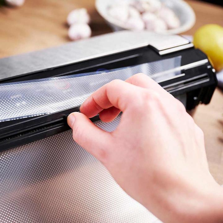 Produktbild Gastroback Vakuumiergerät BASIC 46009 Schwarz/Silber