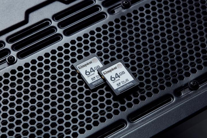 Produktbild Kingston Card Ind. SD +ADP 64GB pSLC (64 GB, SDXC, U3, UHS-I)