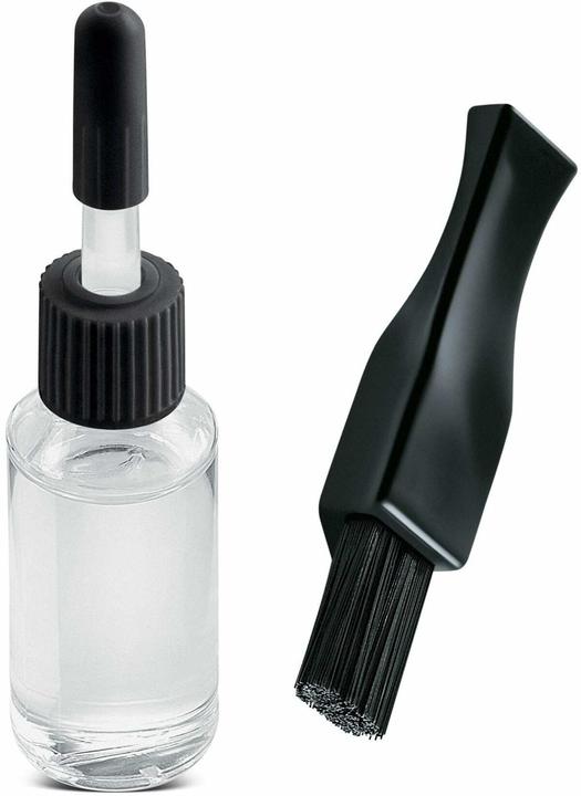 Actual product image Valera Oil bottle + cleaning brush kit for clipper 300 (1 x)