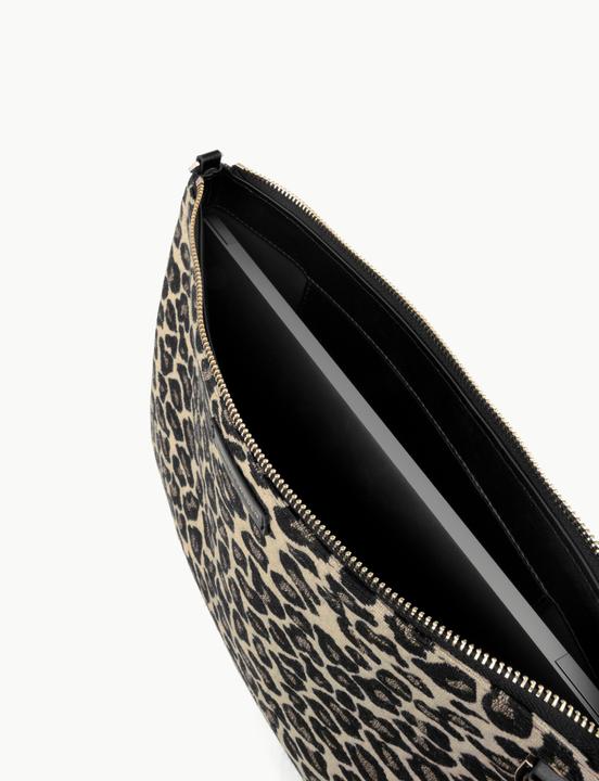 Actual product image iDeal Of Sweden IDNLB13AW21-335, Sleeve case, 33 cm (13"), Shoulder strap (13", Universal)