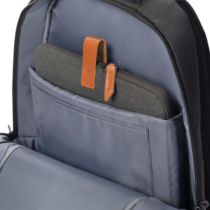 Actual product image Dicota Skin URBAN 14 anthracite (14", Apple)