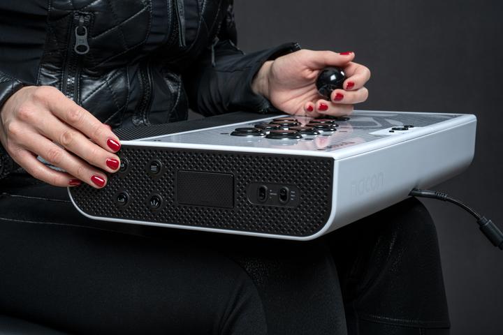 Produktbild Nacon Gaming Arcade Stick Daija (PC, PS5, PS4)