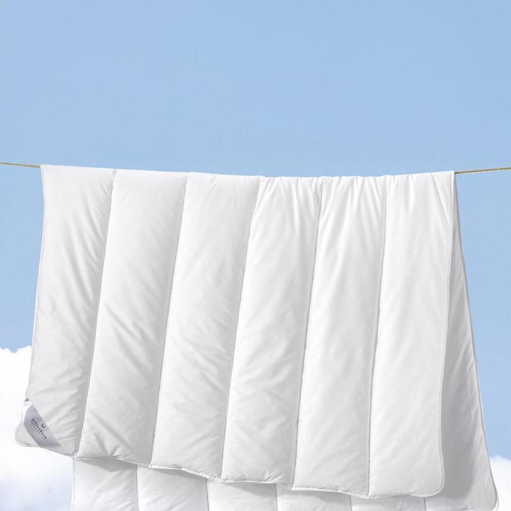 Produktbild Billerbeck Faserdecke Glückstraum Uno medium, Füllung: 100% Polyester (850 g, 135x200 cm)