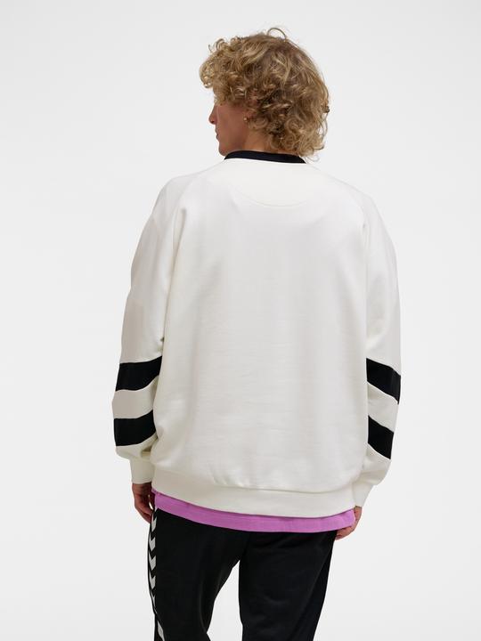 Actual product image hummel Hmloversized Crew Sportswear Swarm (L)