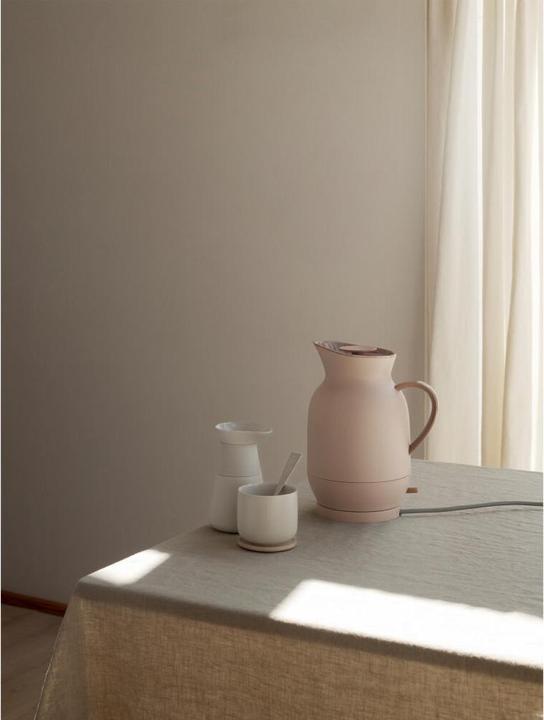Actual product image Stelton Amphora Kettle L soft peach (1.20 l, EU plug)