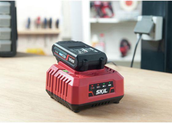 Actual product image Skil CHARGER AND BATTERY 2.5AH 3110AA 18V (20 V)