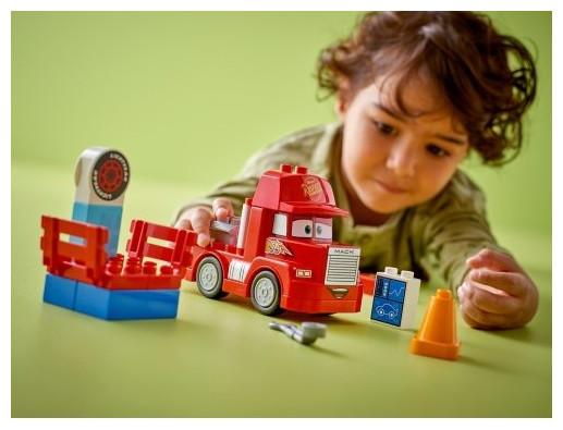Image du produit LEGO Mack pendant la course (10417)