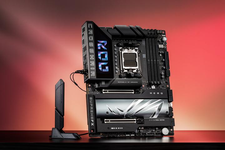 Actual product image ASUS Rog Crosshair X870e Hero (AM5, AMD X870E, ATX)