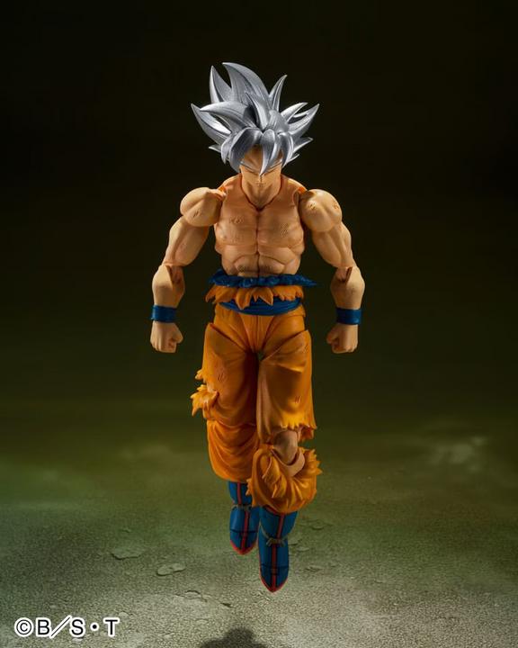 Immagine prodotto Bandai Dragon Ball S.H. Figuarts Son Goku Ultra Instinct Toyotarou Edition)