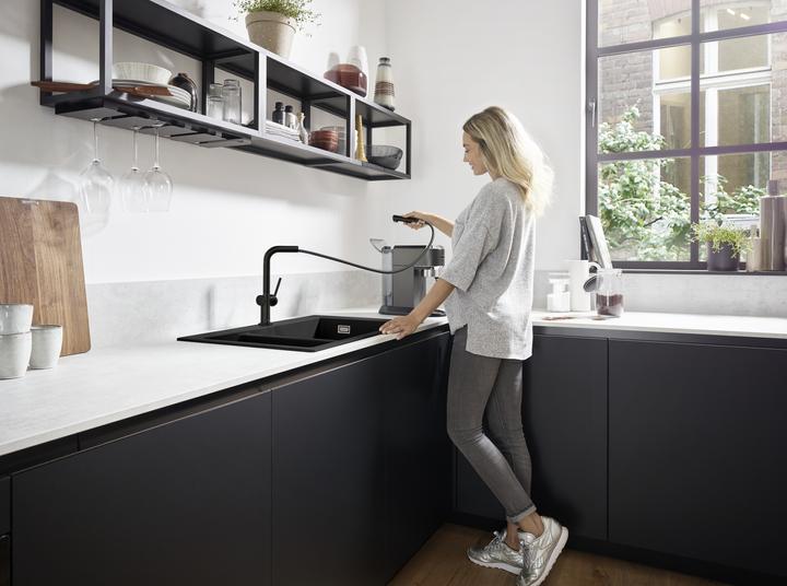 Produktbild hansgrohe HG Einhebel-Spültischmischer 240 TALIS M Ausziehauslauf mattschwarz
