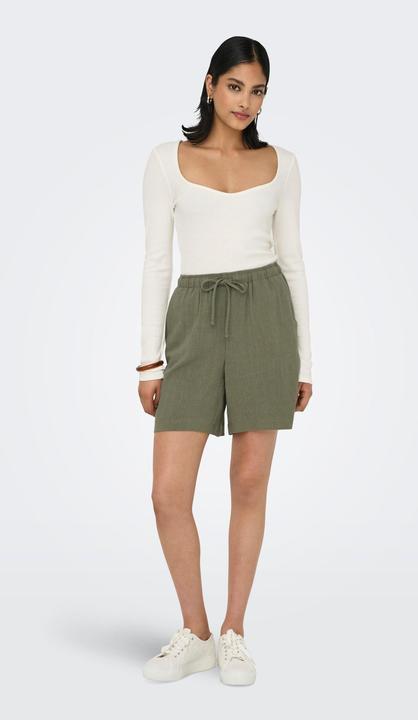 Actual product image Only ONLSIESTA Mittlere Taille Locker geschnitten Shorts Shorts (L)
