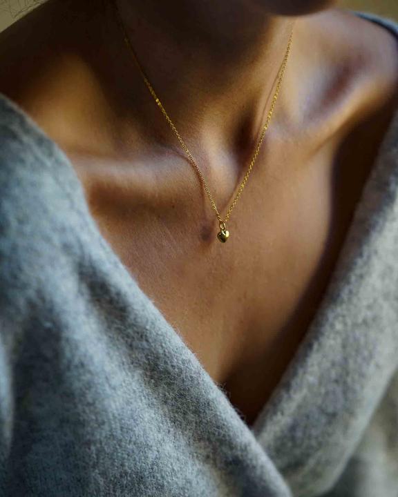 Actual product image Tara Style Bold Heart jewellery set (waterproof) (18k gold-plated stainless steel, 100% waterproof)