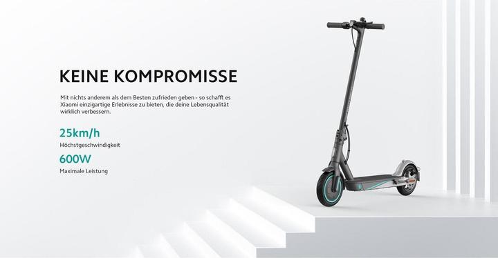 Actual product image Xiaomi Mi Pro 2 Mercedes AMG Petronas F1 Team Edition CH (20 km/h, 45 km, 300 W)