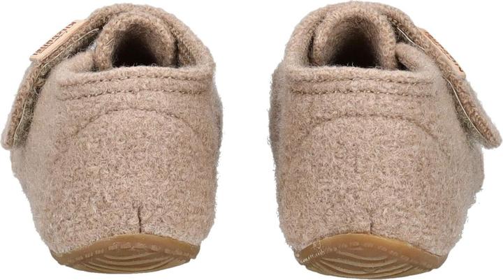 Actual product image Living Kitzbühel This gorgeous new wool slipper from, is easy to put on and take off thanks to its Velcro fastener. (27)