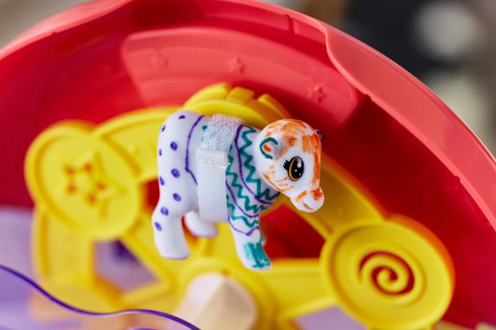 Actual product image Crayola Washimals carnival carousel
