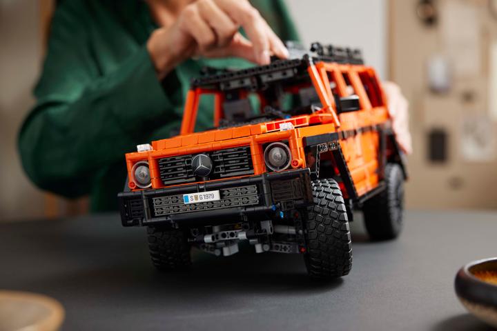 Actual product image LEGO Mercedes-Benz G 500 PROFESSIONAL Line (42177, LEGO Technic)