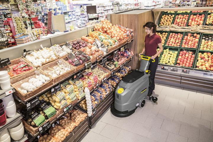 Immagine prodotto Kärcher BD 43/25 C Classic Bp 80Ah 1.515 -403.0 (Lavasciuga pavimenti)