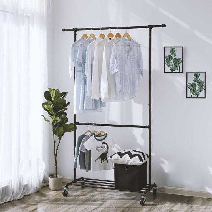 Actual product image Songmics Luca