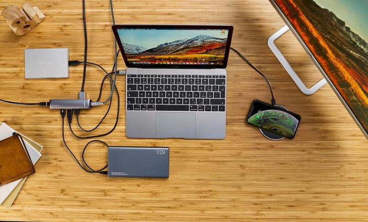 Produktbild Epico 9915112100019 laptop dock/port replicator USB 3.2 Gen 1 (3.1 Gen 1) Type-C Black, Silver (USB-C, 6 Ports)