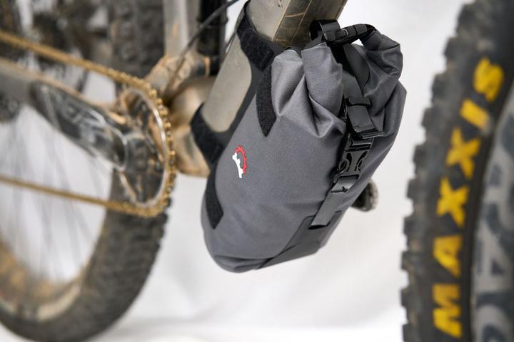 Produktbild Revelate Designs Welded Joey Unterrohrtasche, 2L, black (Gepäckträgertasche)