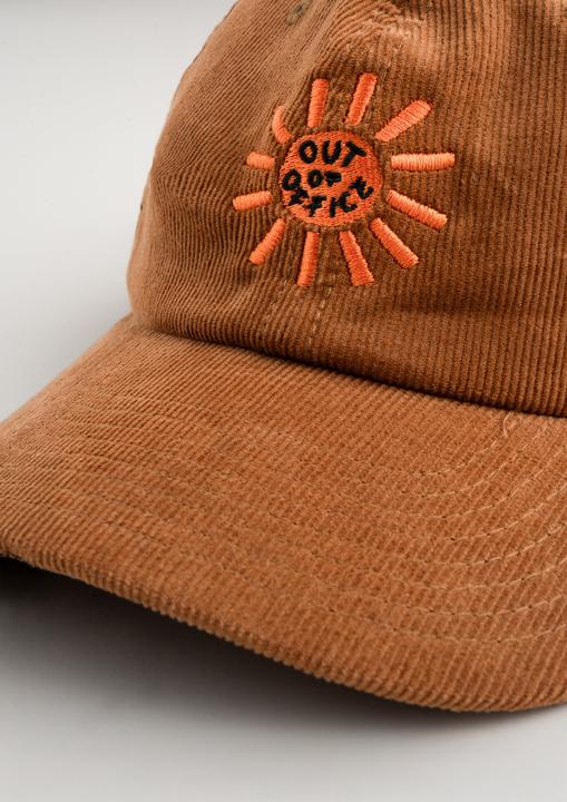 Produktbild Plakativ «Out of Office» Courdroy Cap Camel