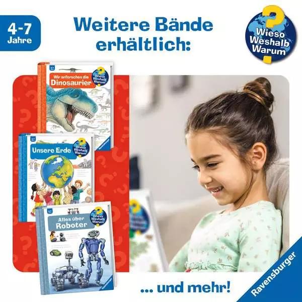 Actual product image Ravensburger Wieso? Weshalb? Warum? Leuchte und entdecke: Einsatzkräfte (Taschenlampen-Buch mit Folien und Klap (German, Sebastian Coenen, Carola of Boiler, 2025)