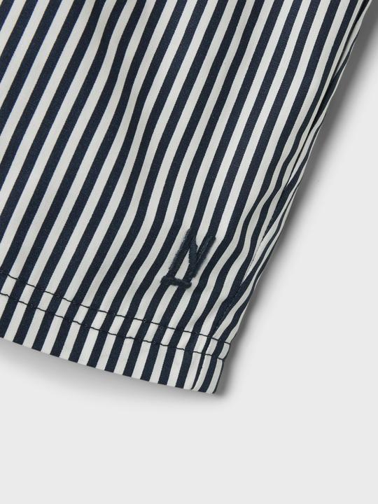 Actual product image Name it Bestickte Badeshorts (158)