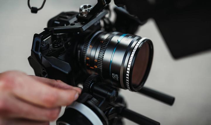 Produktbild Sirui Nightwalker 24 35+55mm T1.2 S35 MF Cine Lens Bundle RF-Mount (Canon RF, APS-C / DX)