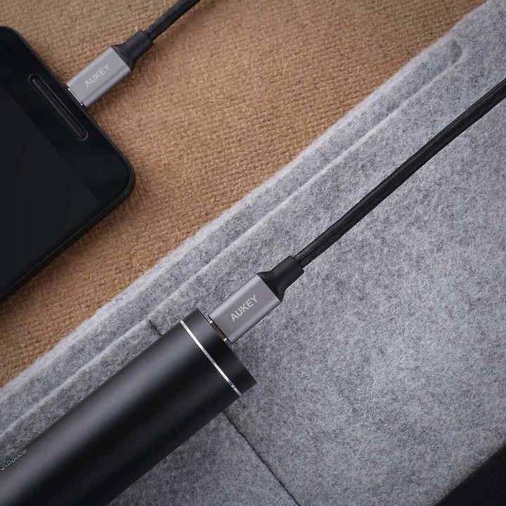 Actual product image Aukey USB C – USB C (1 m, USB 2.0)