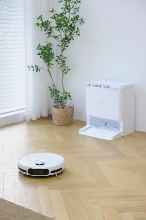 Actual product image EZVIZ RS20 Pro (Vacuum mopping robot)
