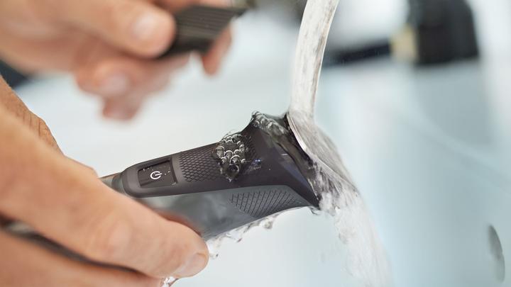 Actual product image Philips Multigroom Series 7000