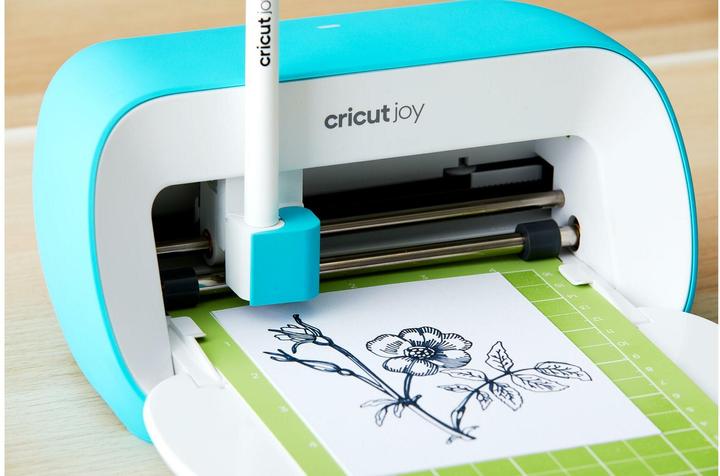 Actual product image Cricut Joy Gift Bundle (v2)