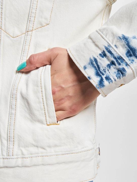Actual product image Levis Ex Boyfriend Trucker denim jacket - 86877 (XS)