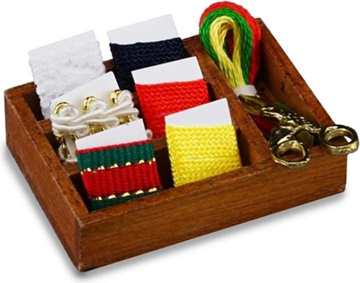 Produktbild Reutter 001.322/5 - Nähutensilien, Miniatur
