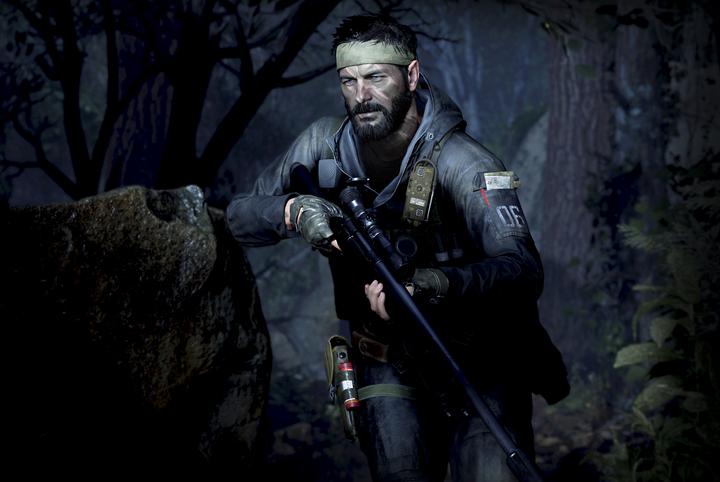 Immagine prodotto Activision Call of Duty: Juodas Ops Cold War PS5 (PS5, EN)