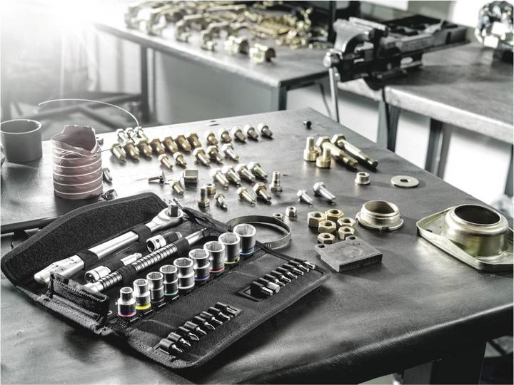 Produktbild Wera 8100 SB 8 Zyklop Metal-Knarrensatz (19 mm, 18 mm, 17 mm, 13 mm, 10  mm, 12 mm, 16 mm, 15 mm)