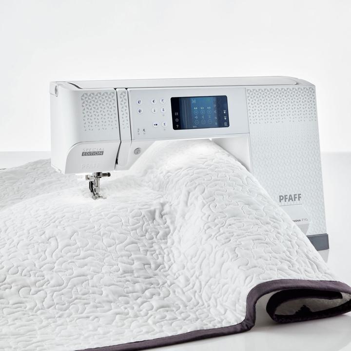 Image du produit Pfaff Expression 710 Special Edition