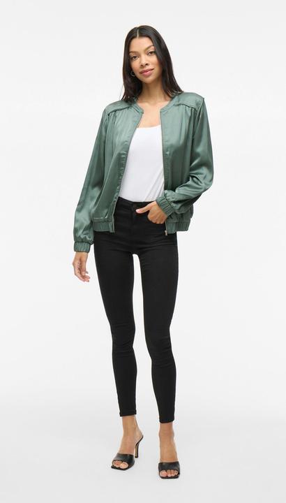 Actual product image Vila Reissverschluss Bomberjacke (34)