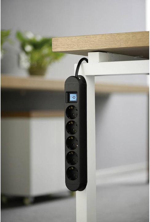 Produktbild Maxtrack NV 57-3 L Steckdosenleiste mit Schalter Schwarz Schutzkontakt 1 St. (5 x, CEE 7/3, 3 m)
