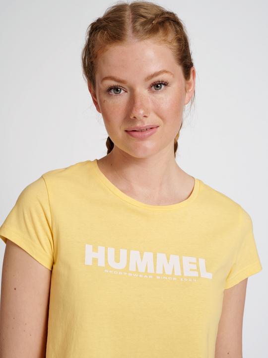 Actual product image hummel Legacy Woman Cropped T-Shirt (M)