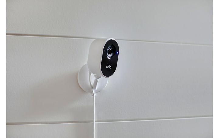 Produktbild Arlo Essential Indoor Kamera, weiss (1920 x 1080 Pixels)