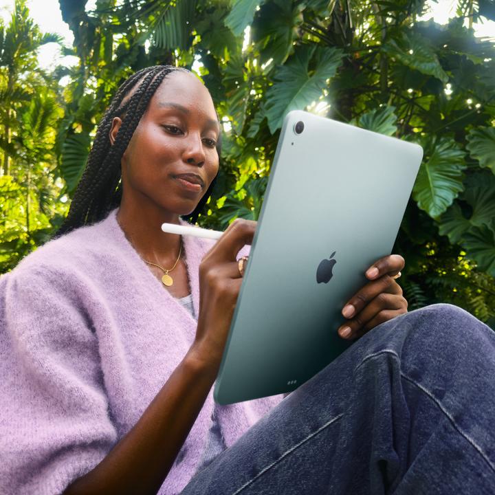 Produktbild Apple iPad Air 11 2025 (M3) (nur WLAN, 11", 256 GB, Starlight)