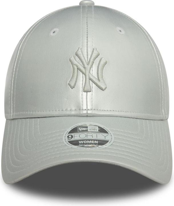 Actual product image New Era 9Forty Ladies Cap - PLASTIC LEATHER NY Yankees silver